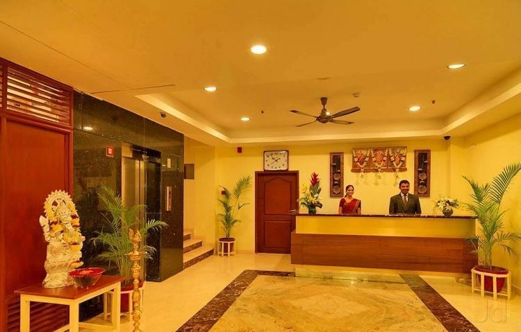 Dhanunjayas Luxury Hotel Hosūr Dış mekan fotoğraf